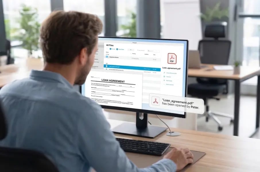 finance-industry-professional-using-tresorit